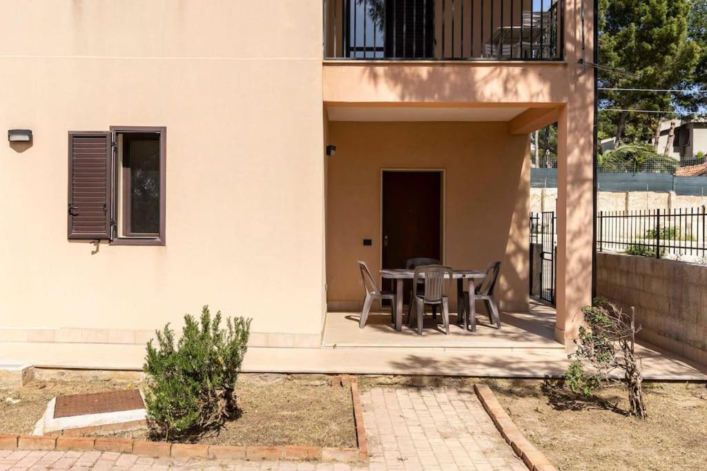 Villa Vista Mare ~Villa Dafne~ Lido di Noto エクステリア 写真
